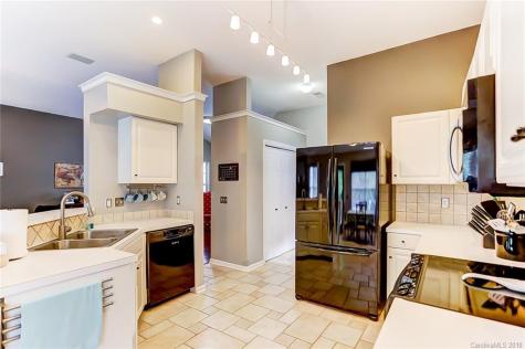 3913 Leghorn Court Charlotte NC 28215