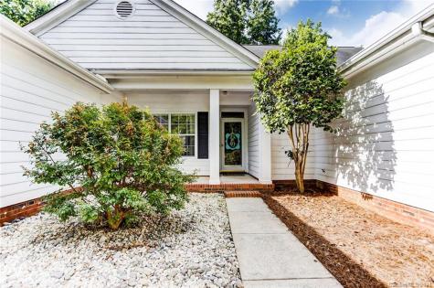 3913 Leghorn Court Charlotte NC 28215