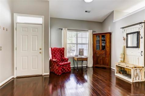 3913 Leghorn Court Charlotte NC 28215