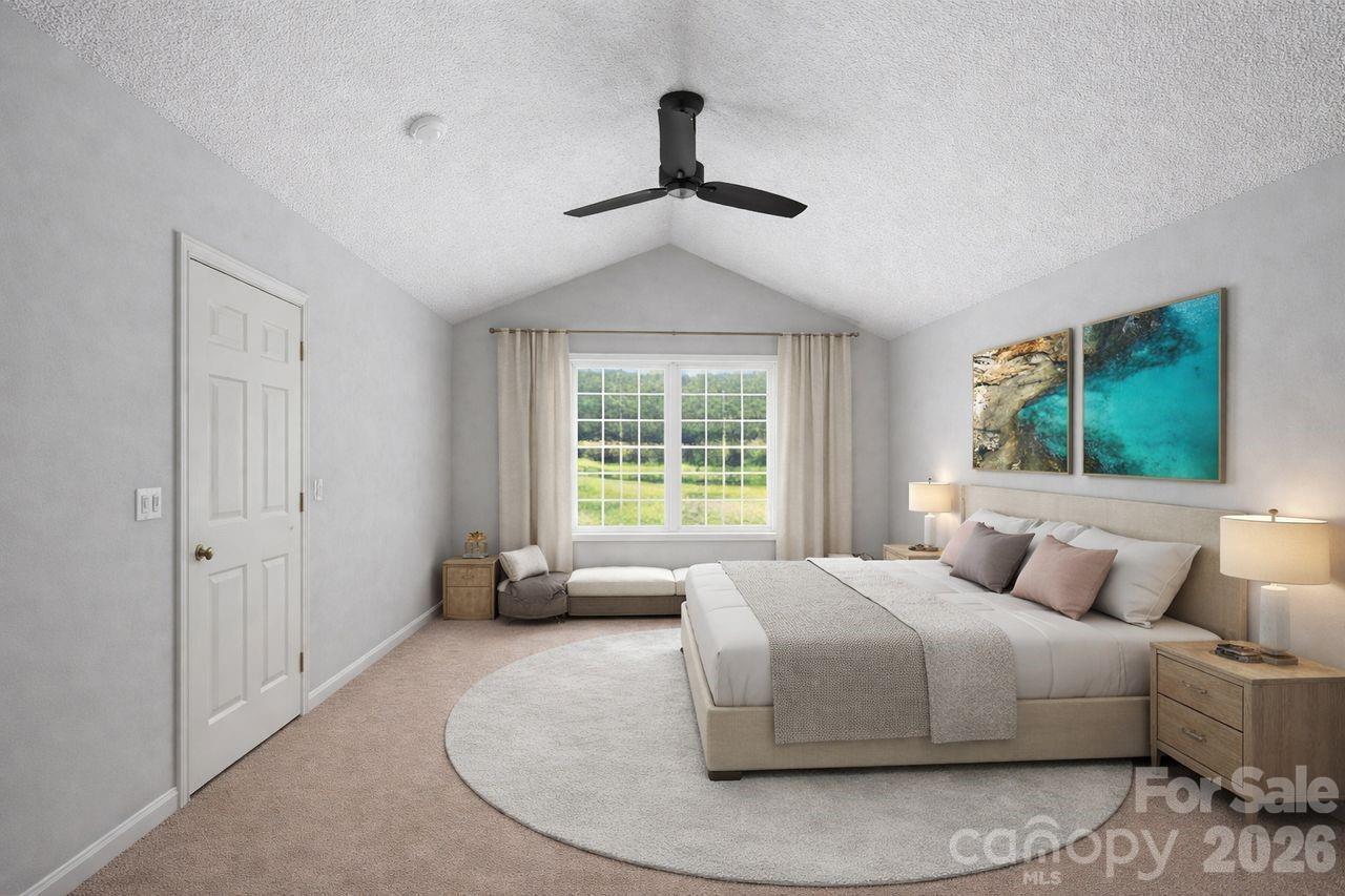 8221 Christmas Court Charlotte NC 28216