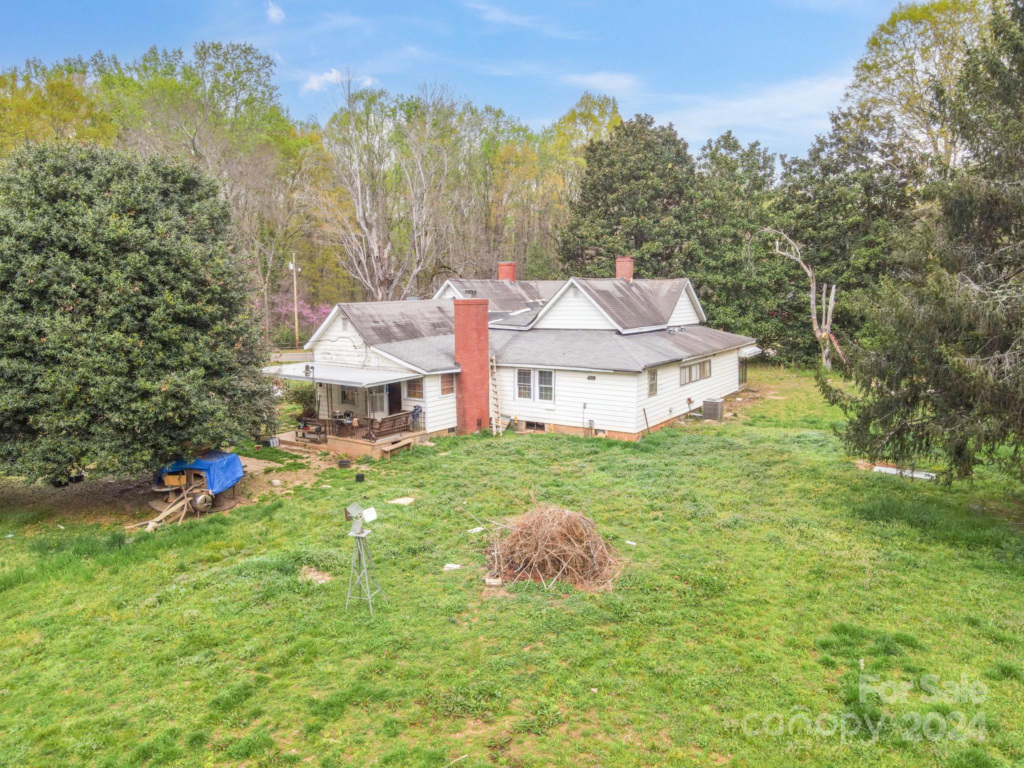 1825 Old Nc 27 Highway Mount Holly NC 28120