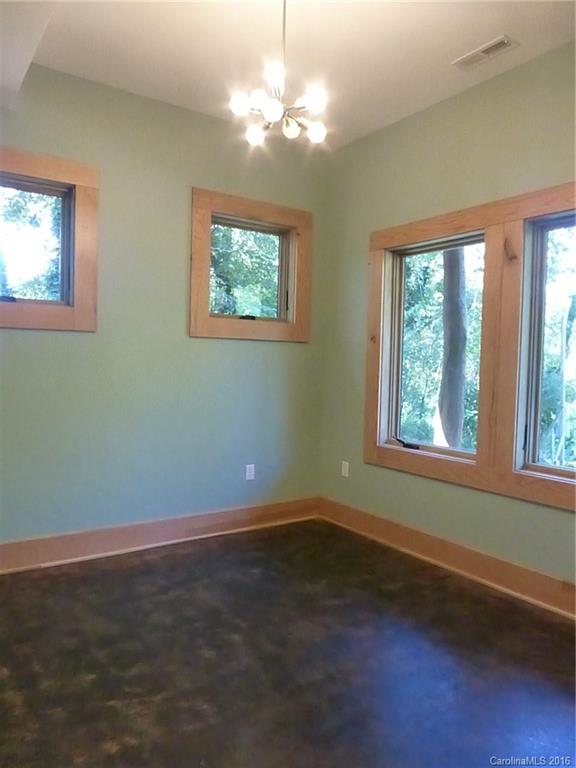 49 Gash Farm Road Asheville NC 28805