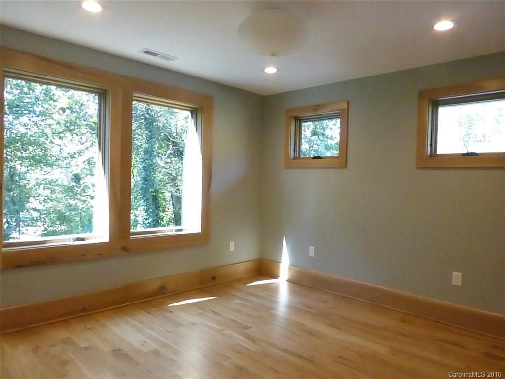 49 Gash Farm Road Asheville NC 28805