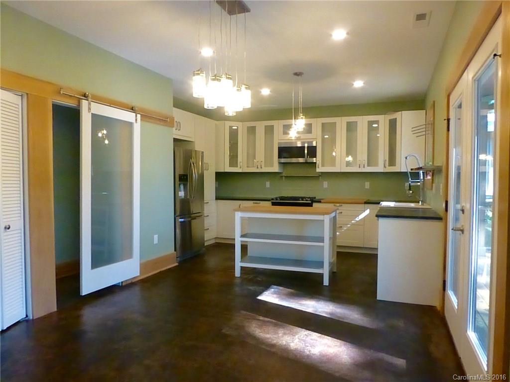 49 Gash Farm Road Asheville NC 28805