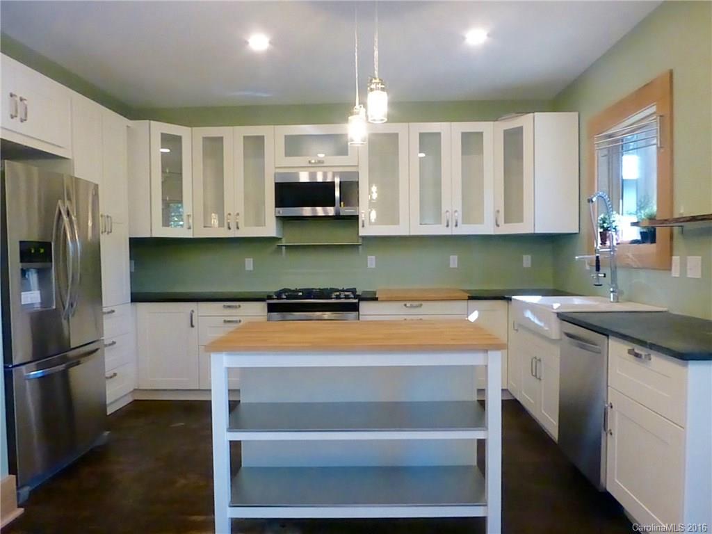 49 Gash Farm Road Asheville NC 28805