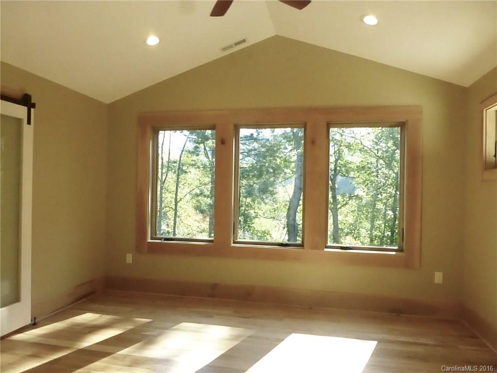 49 Gash Farm Road Asheville NC 28805