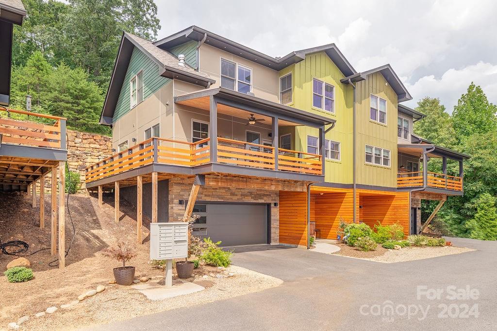 406 Kessler Place Asheville NC 28804