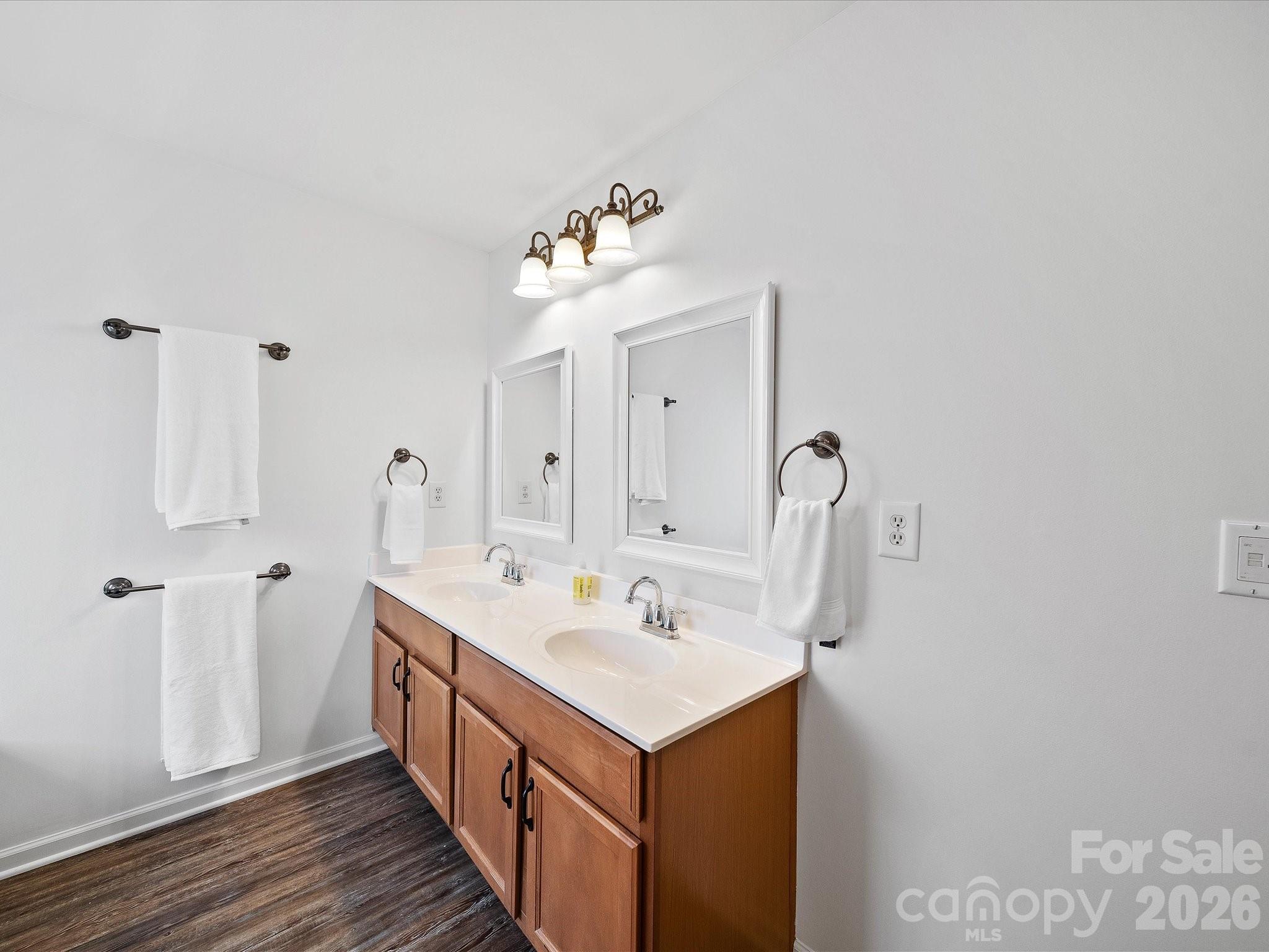 2306 Nettleton Court Matthews NC 28105