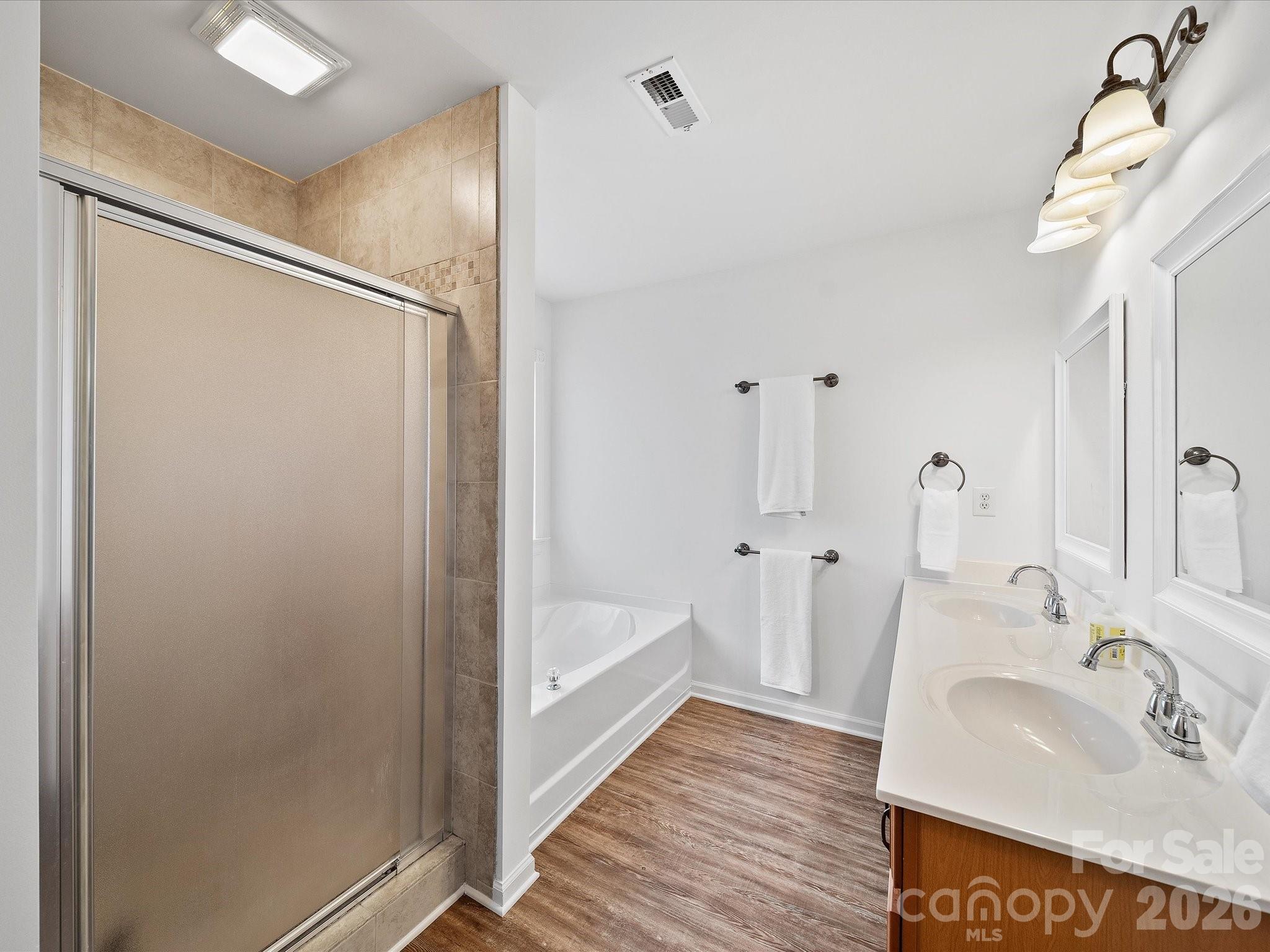 2306 Nettleton Court Matthews NC 28105