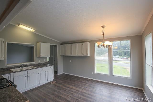 348 S Hawthorne Street Mount Holly NC 28120