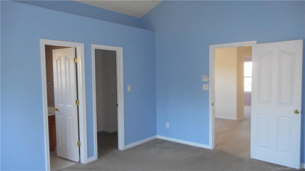2727 N Valley Court Charlotte NC 28273