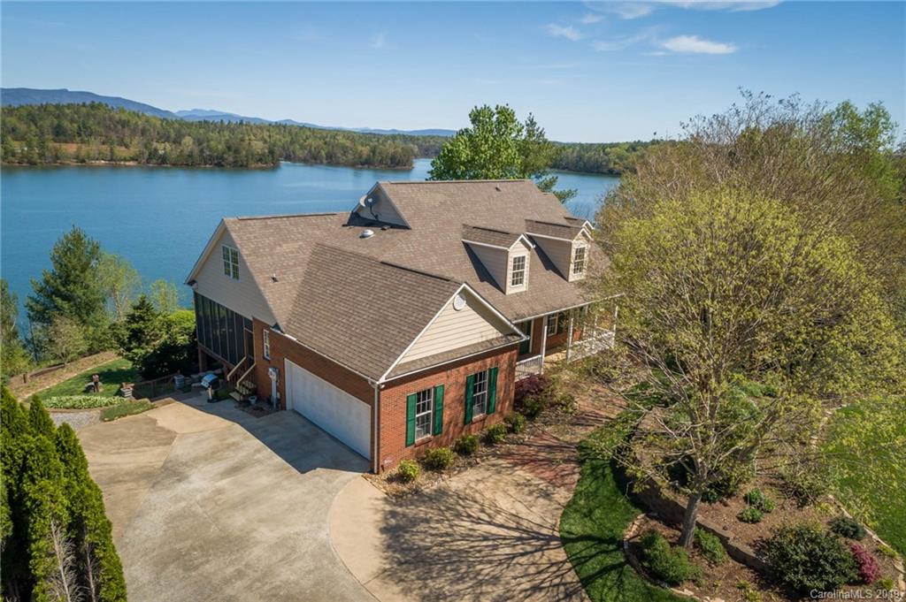 2266 Lake Forest Cove Nebo NC 28761