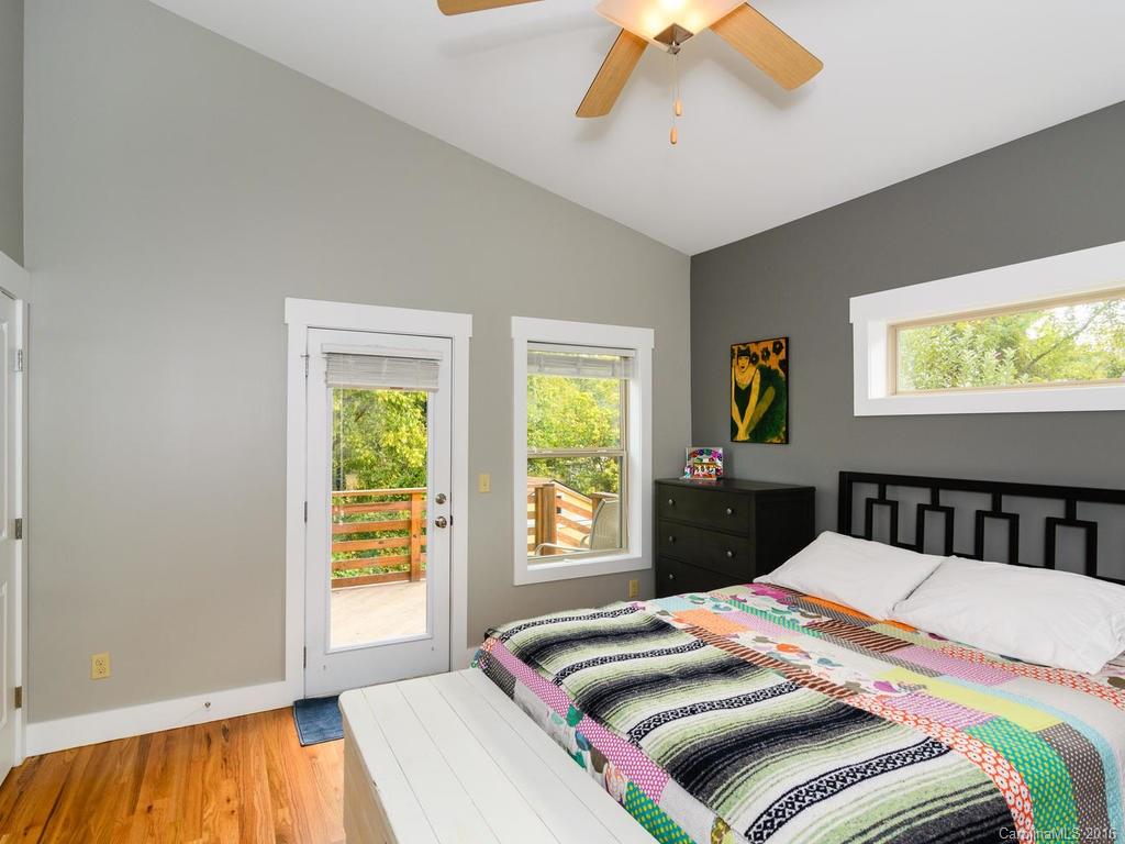 32 Yale Street Asheville NC 28806