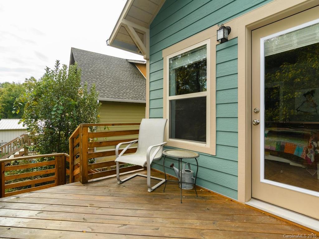 32 Yale Street Asheville NC 28806