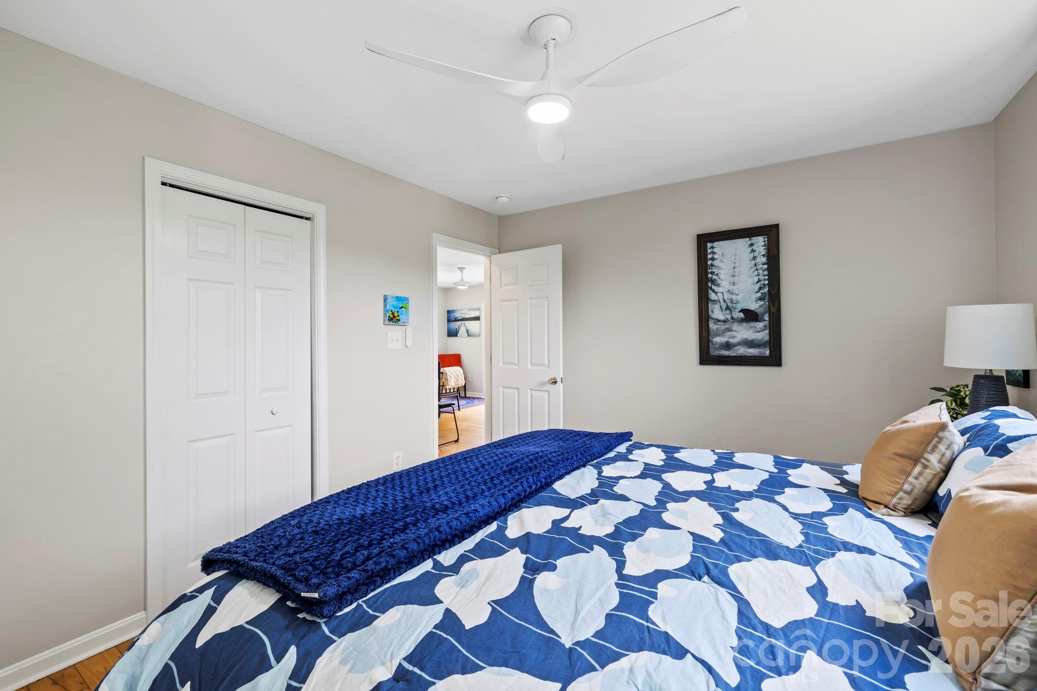 33 Madison Street Asheville NC 28801