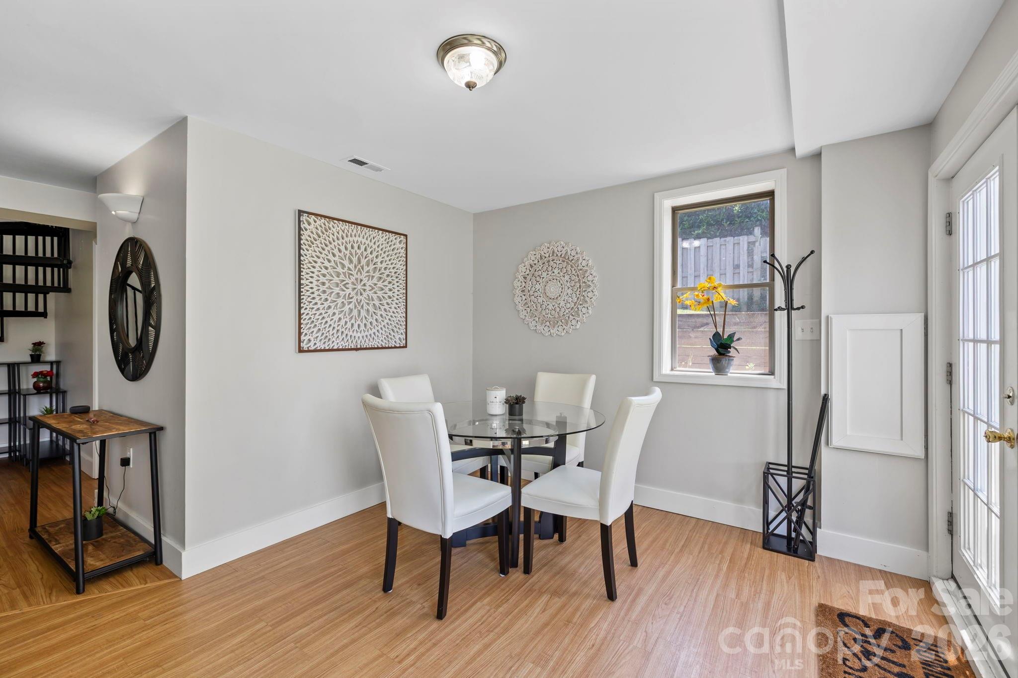33 Madison Street Asheville NC 28801