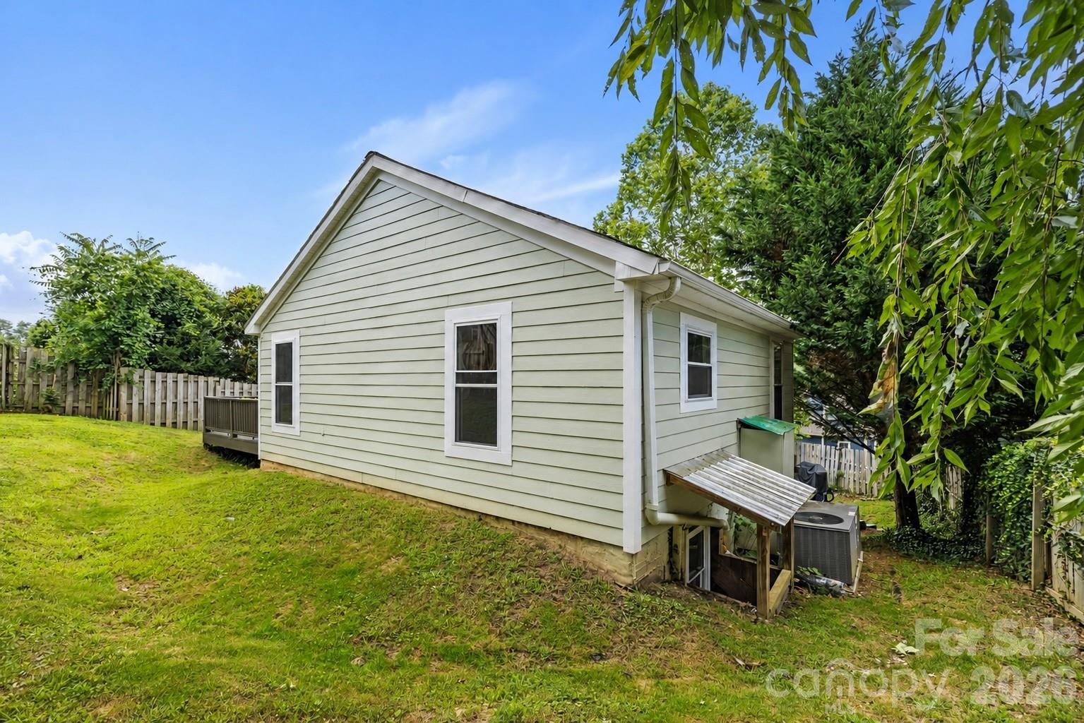 33 Madison Street Asheville NC 28801