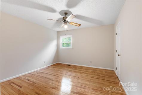 6 Stephanie Lane Asheville NC 28805