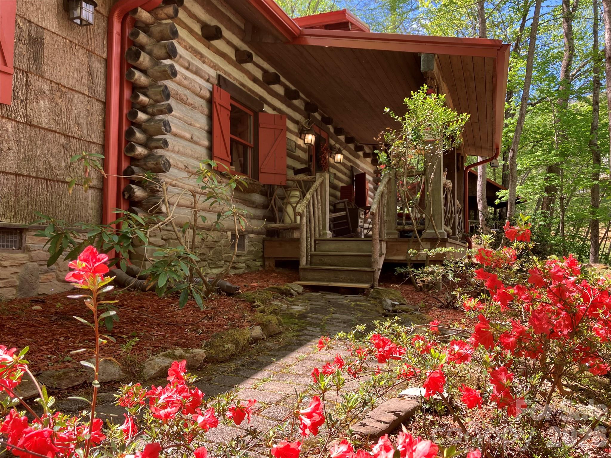 12 Victoria Rose Lane Waynesville NC 28785