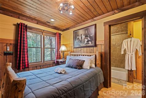 12 Victoria Rose Lane Waynesville NC 28785