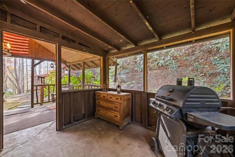 12 Victoria Rose Lane Waynesville NC 28785