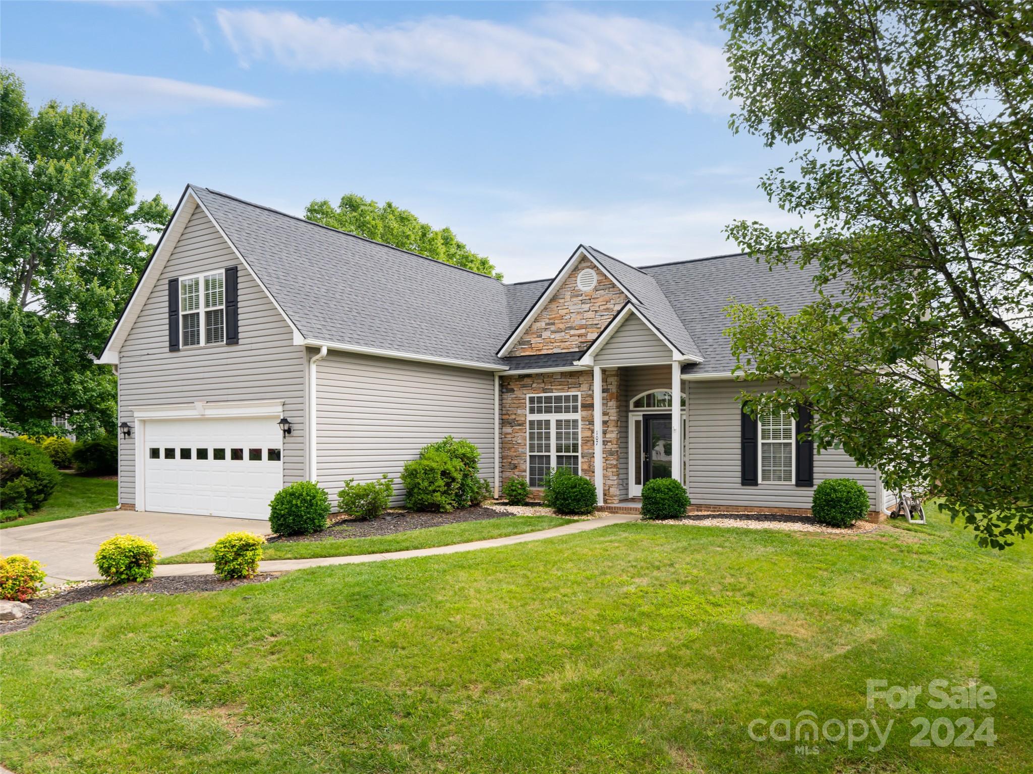 107 Farm Valley Road Fletcher NC 28732