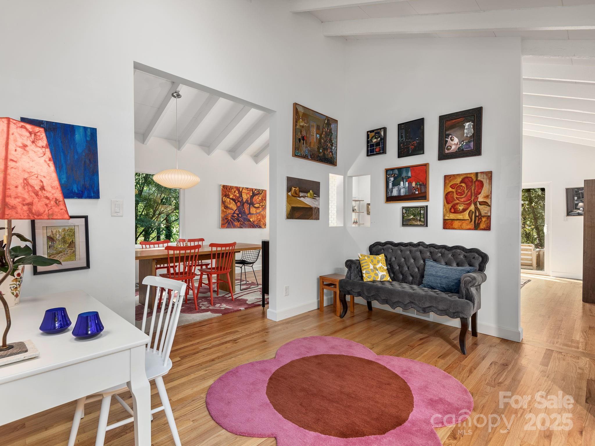 21 Woodbury Road Asheville NC 28804