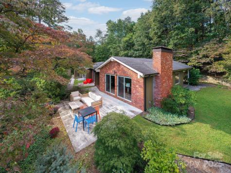 21 Woodbury Road Asheville NC 28804