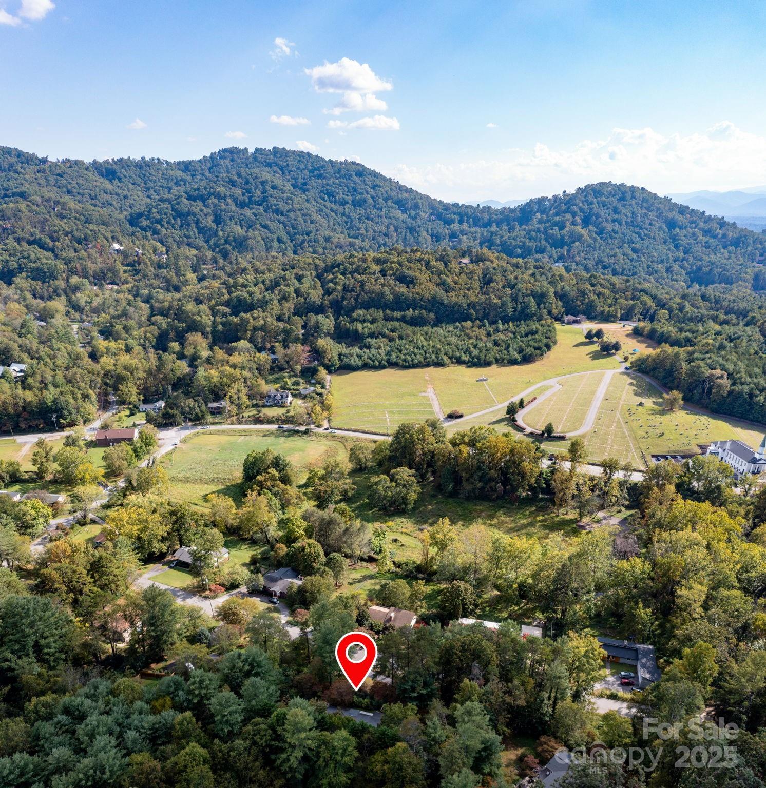 21 Woodbury Road Asheville NC 28804