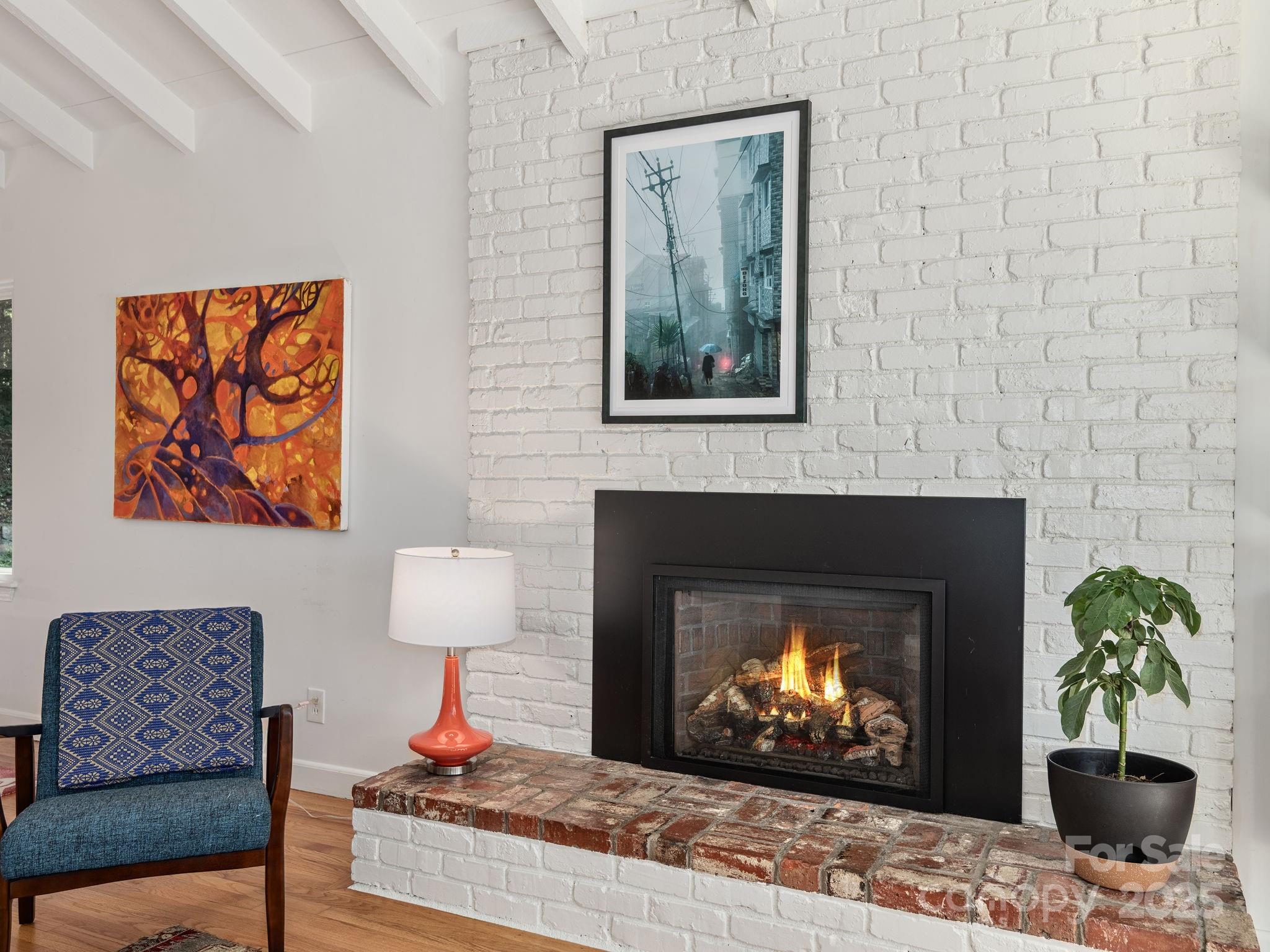 21 Woodbury Road Asheville NC 28804