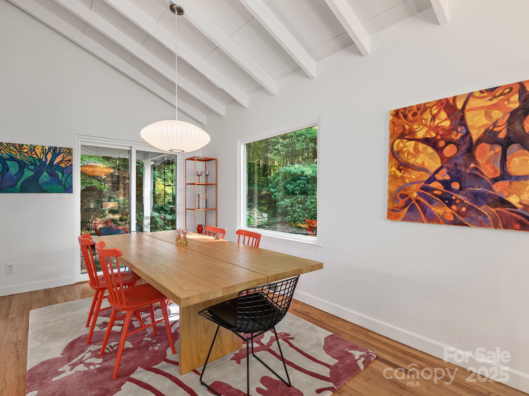 21 Woodbury Road Asheville NC 28804