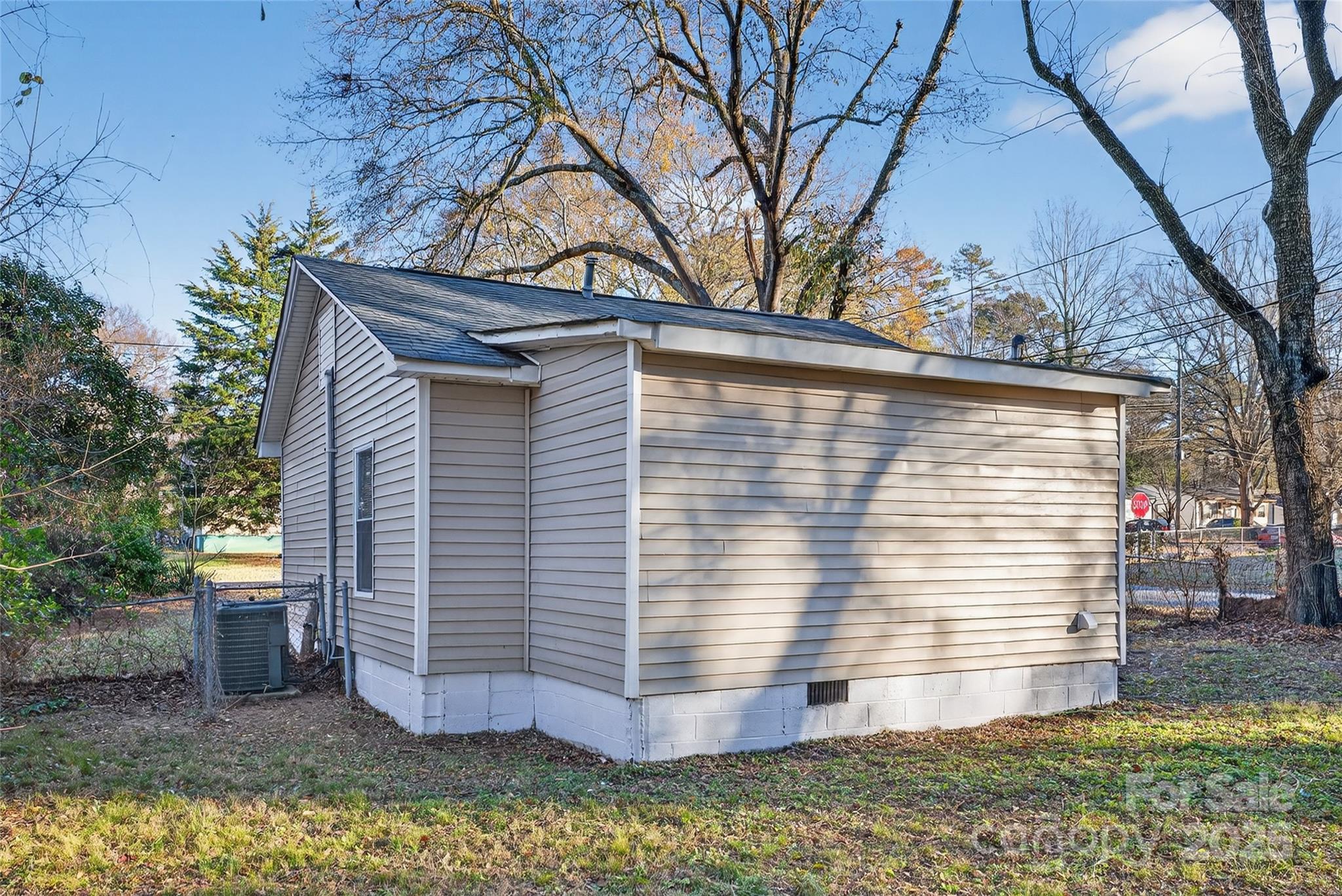 1001 N Ransom Street Gastonia NC 28052