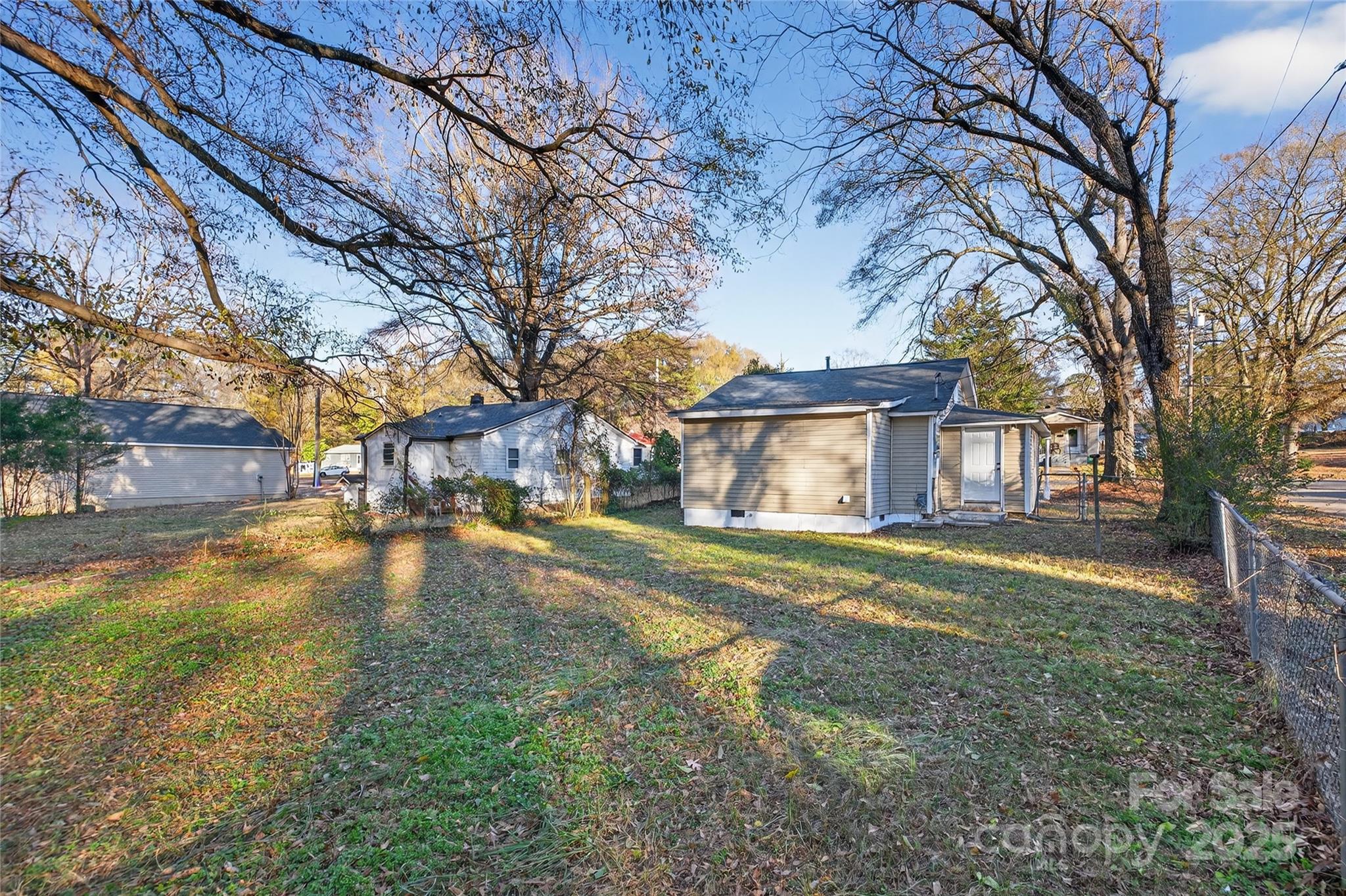 1001 N Ransom Street Gastonia NC 28052