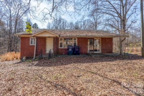2851 Davidson Highway Concord NC 28027