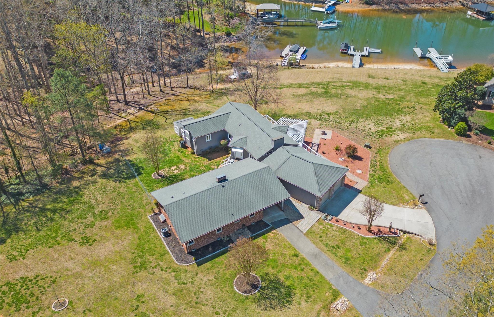 7580 Woods Cove Court Denver NC 28037