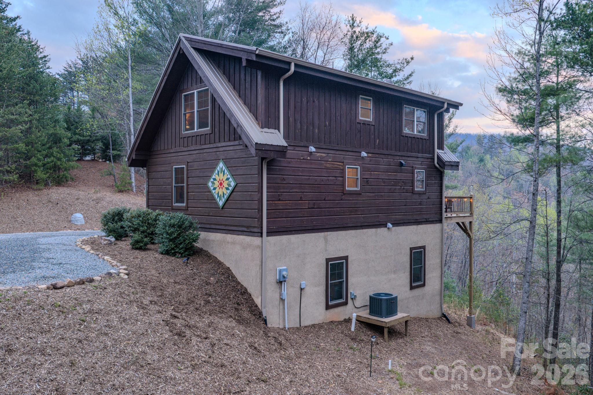 9147 Shortoff View Terrace Nebo NC 28761
