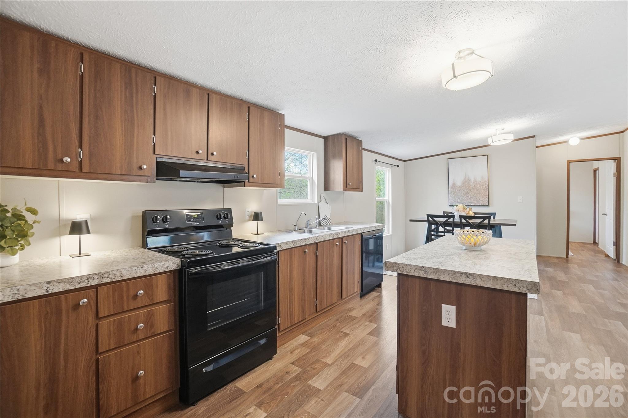 6094 Burnhurst Lane Denver NC 28037