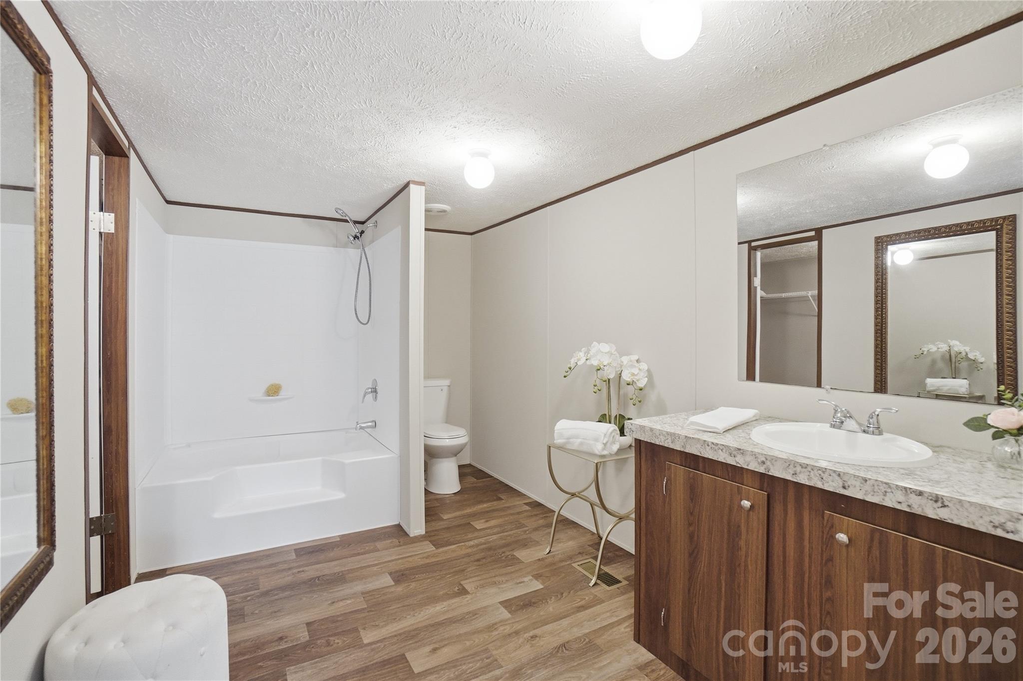 6094 Burnhurst Lane Denver NC 28037