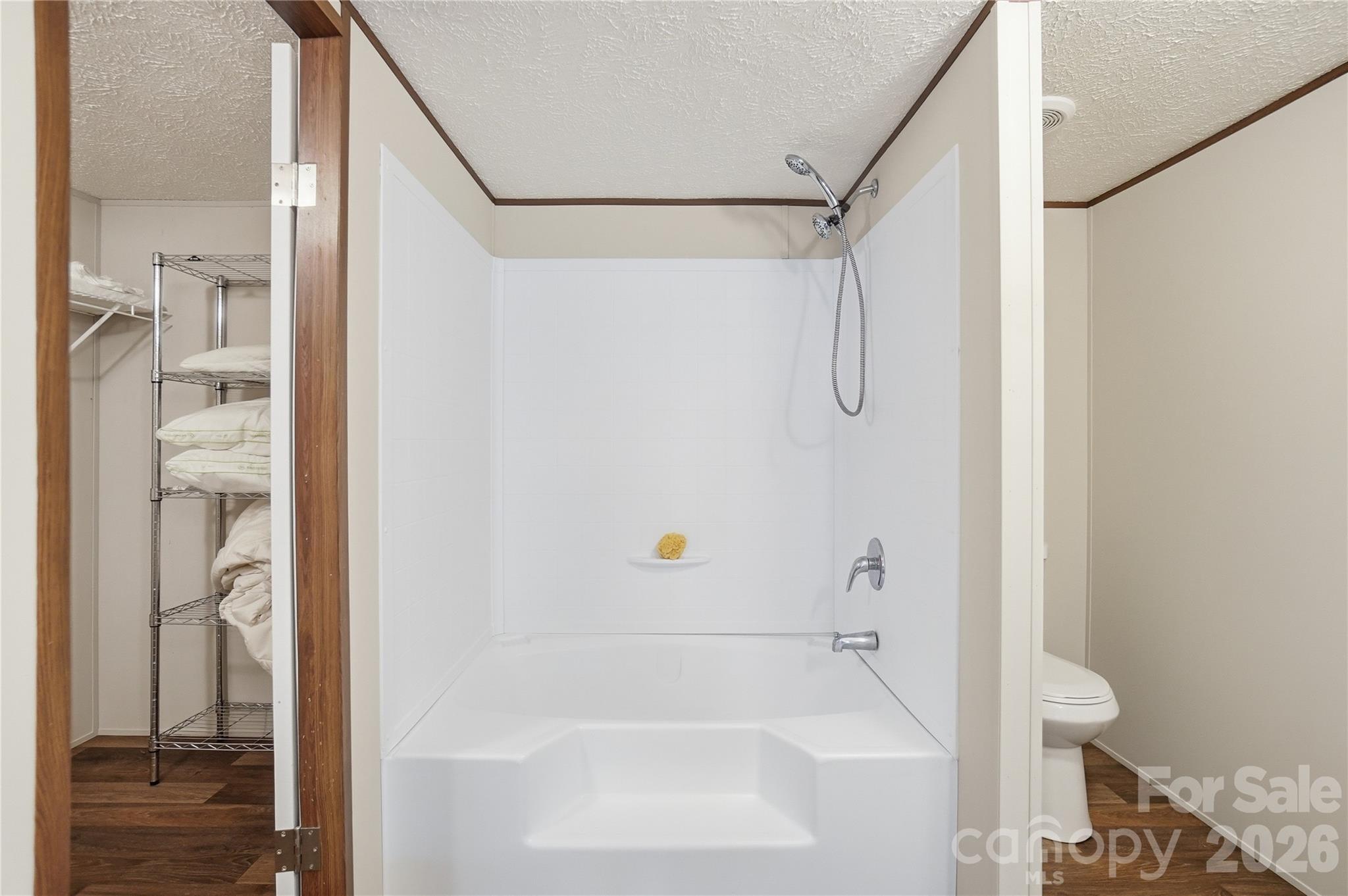 6094 Burnhurst Lane Denver NC 28037