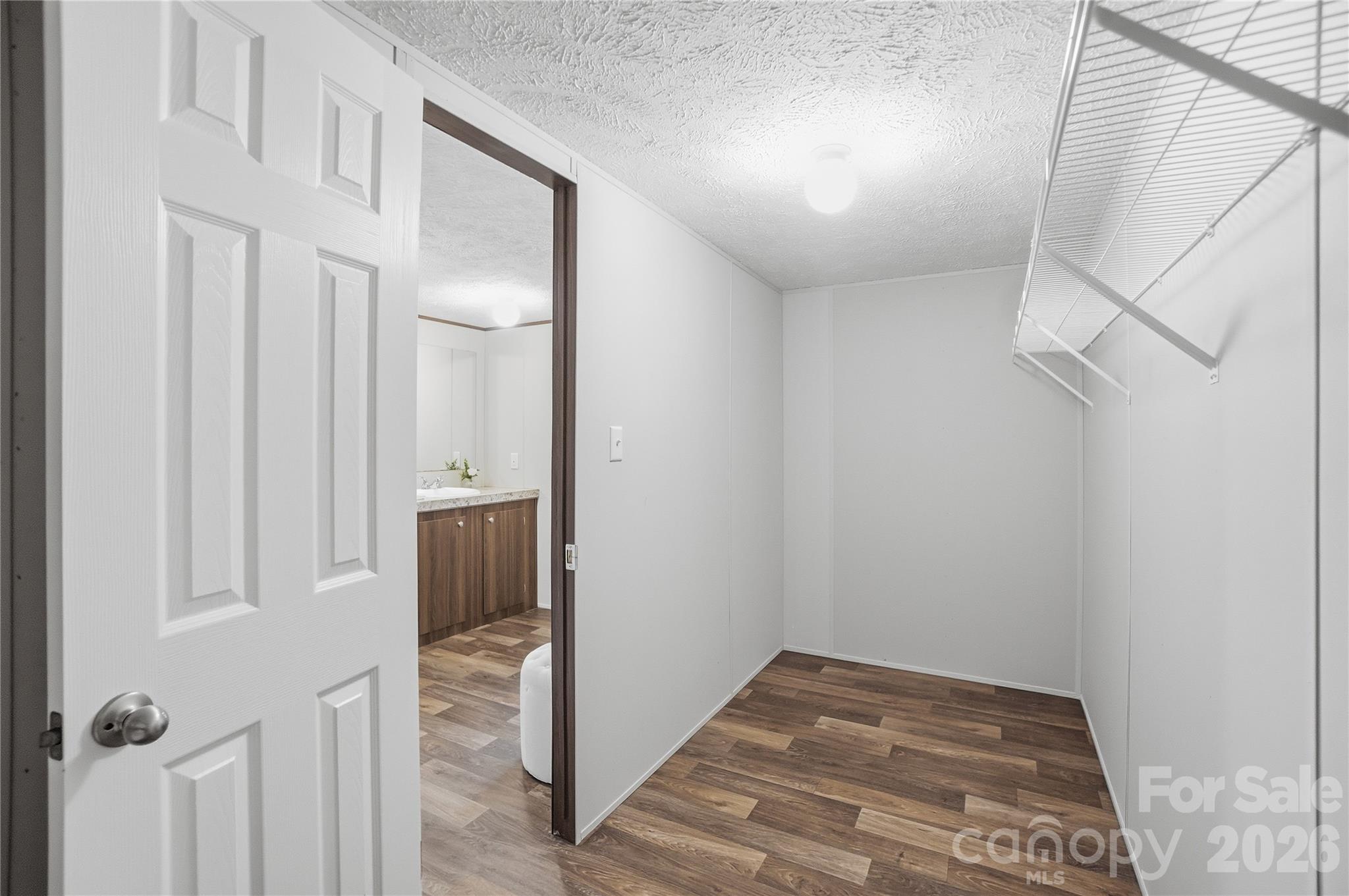 6094 Burnhurst Lane Denver NC 28037