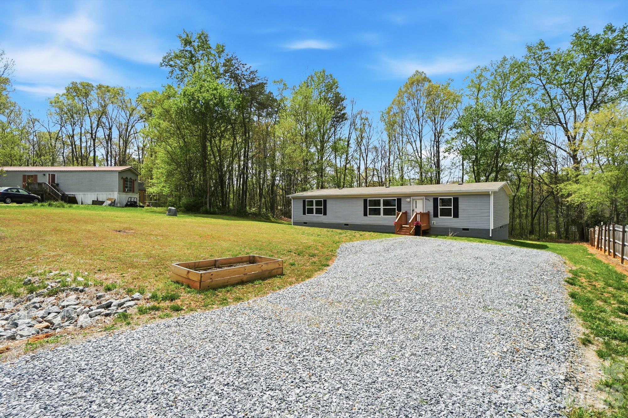 6094 Burnhurst Lane Denver NC 28037