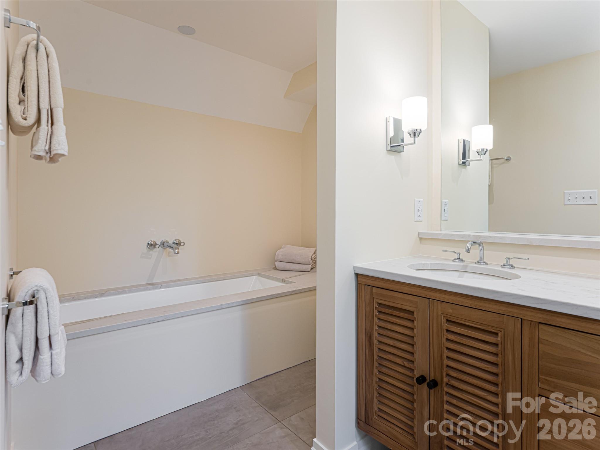 17 Beaverdam Court Asheville NC 28804