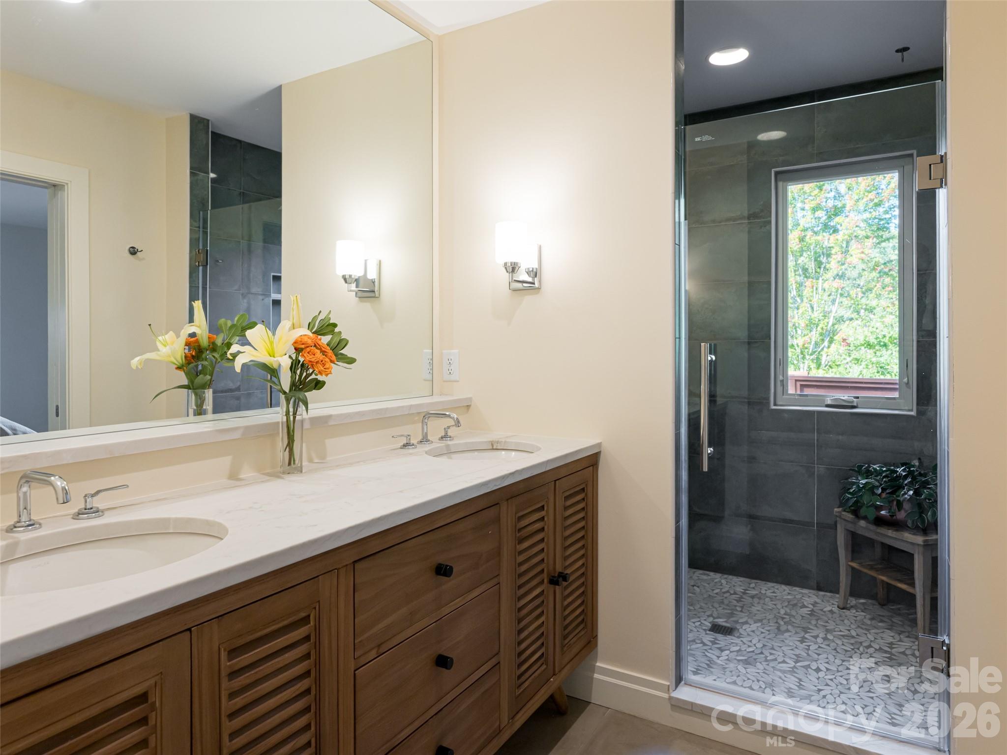 17 Beaverdam Court Asheville NC 28804