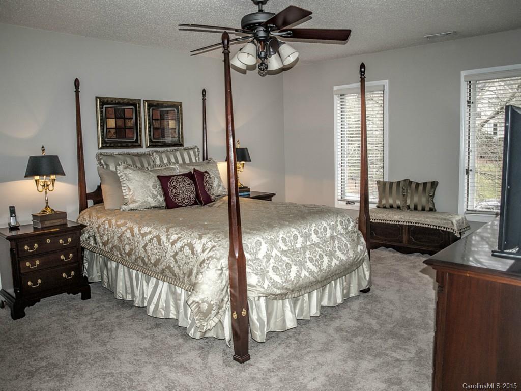 211 Rose Arbor Lane Matthews NC 28105