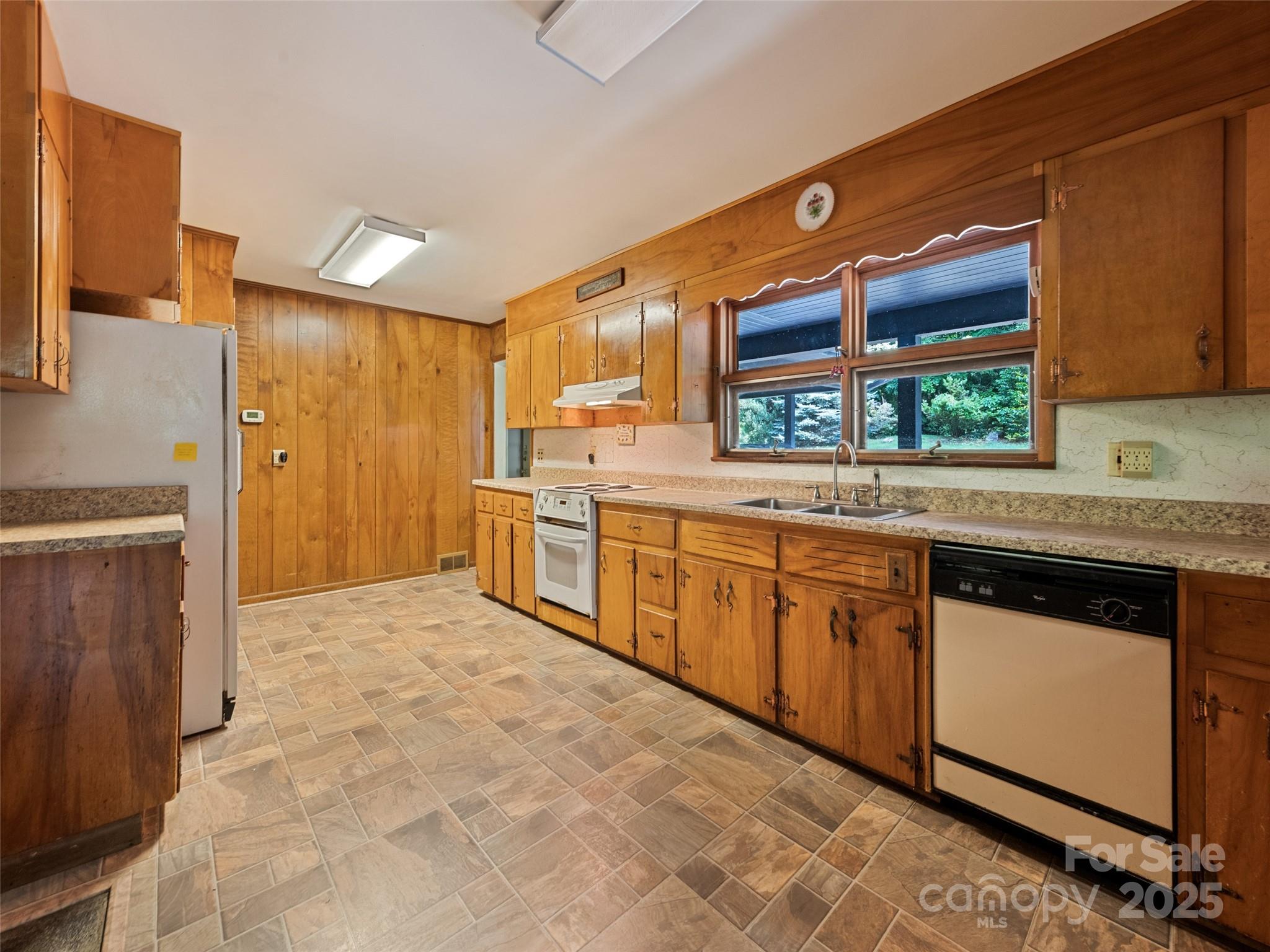 88 Laurel Loop Maggie Valley NC 28751