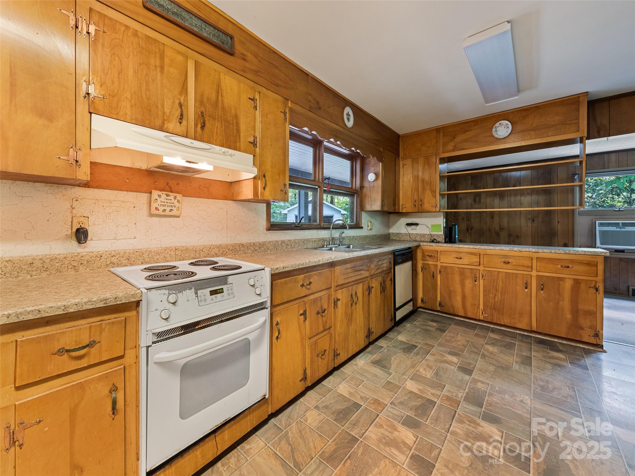 88 Laurel Loop Maggie Valley NC 28751