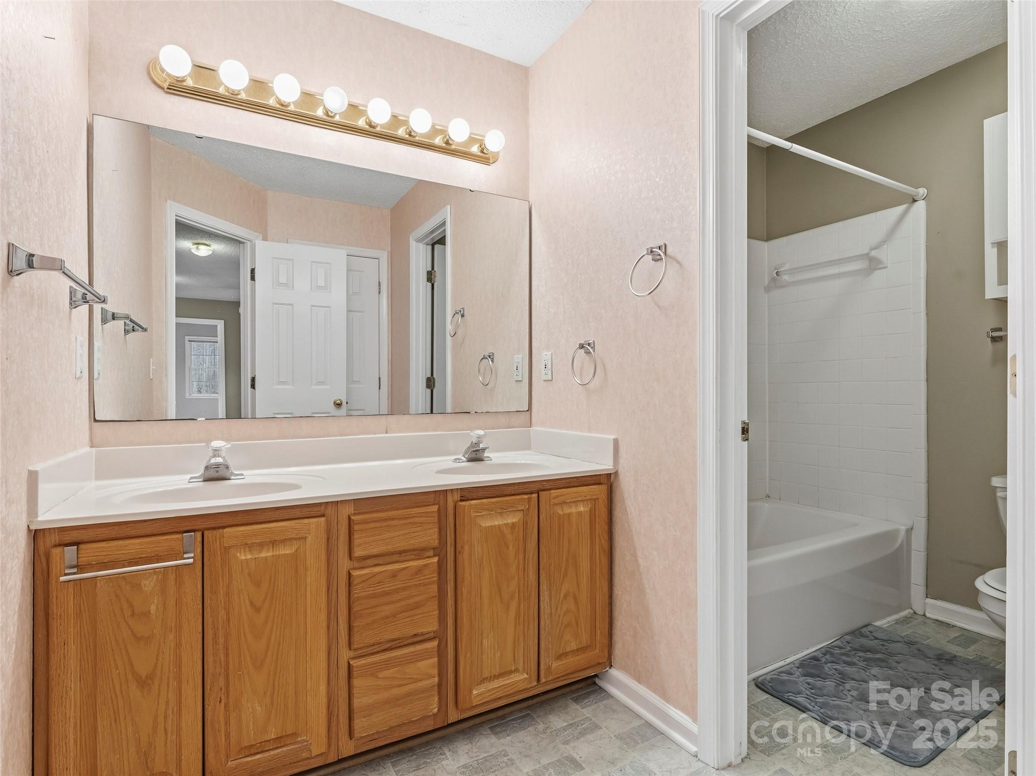 613 Carolina Holly Way Fletcher NC 28732