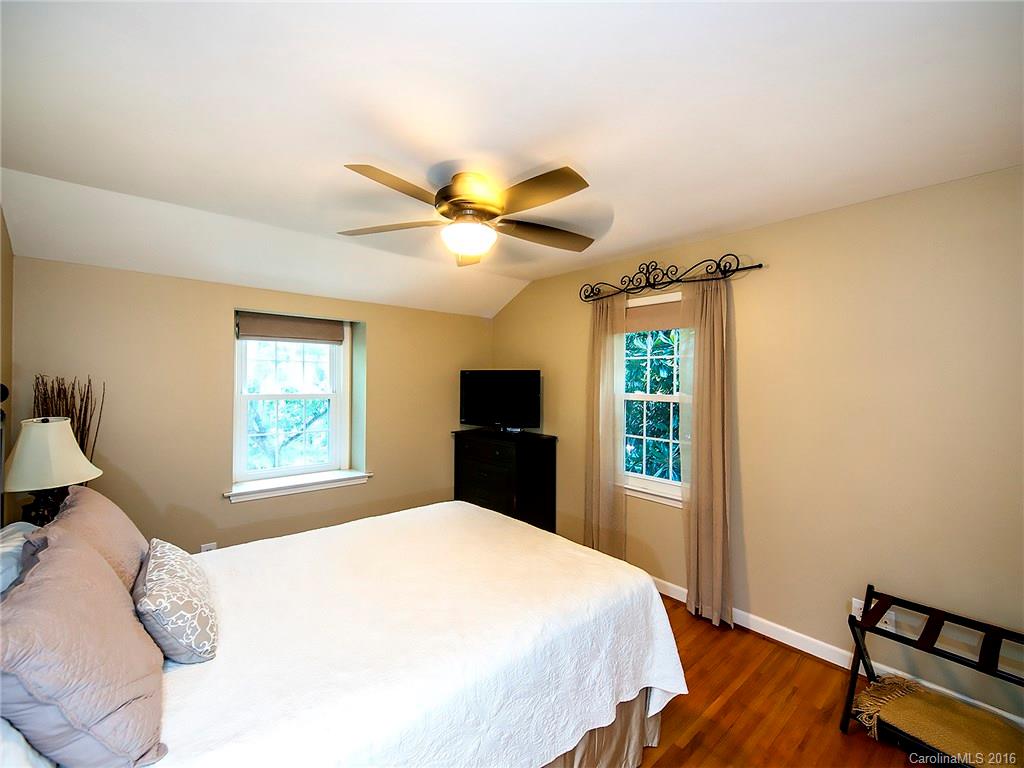 5801 Bellechasse Street Charlotte NC 28210
