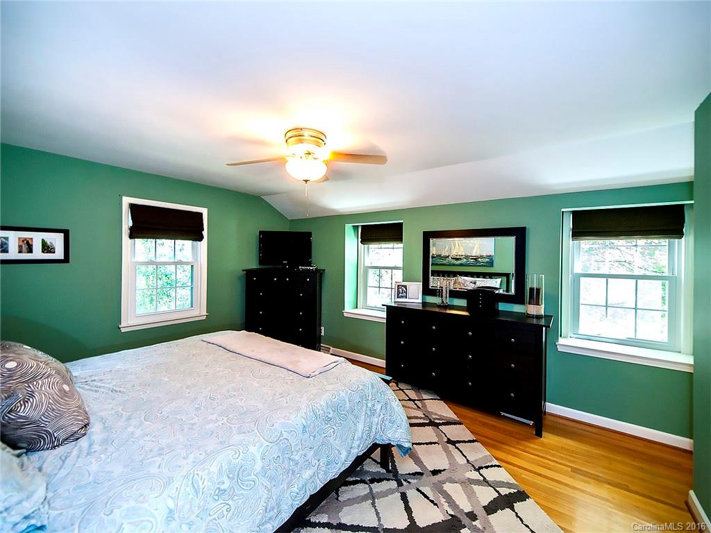 5801 Bellechasse Street Charlotte NC 28210