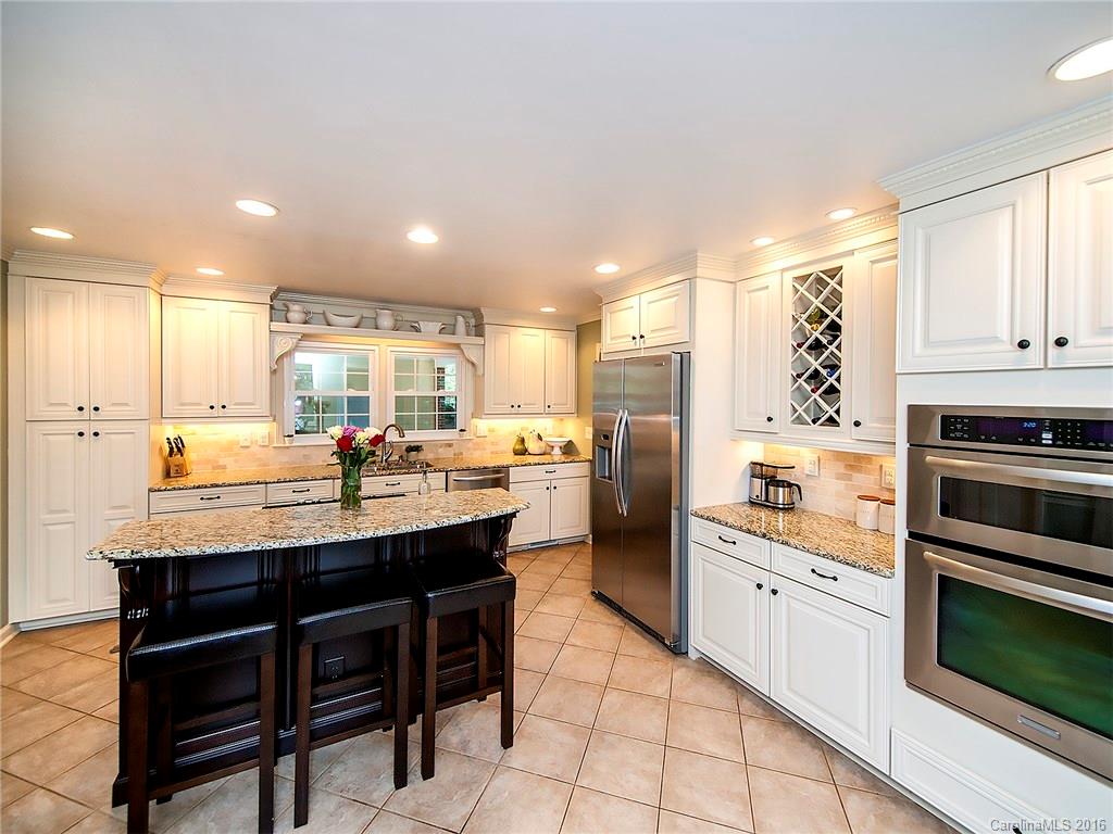 5801 Bellechasse Street Charlotte NC 28210